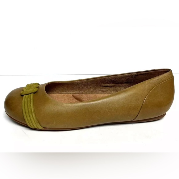 Softwalk Womens Sonoma Knot Flat Olive Size 10.5Wide - Picture 1 of 6